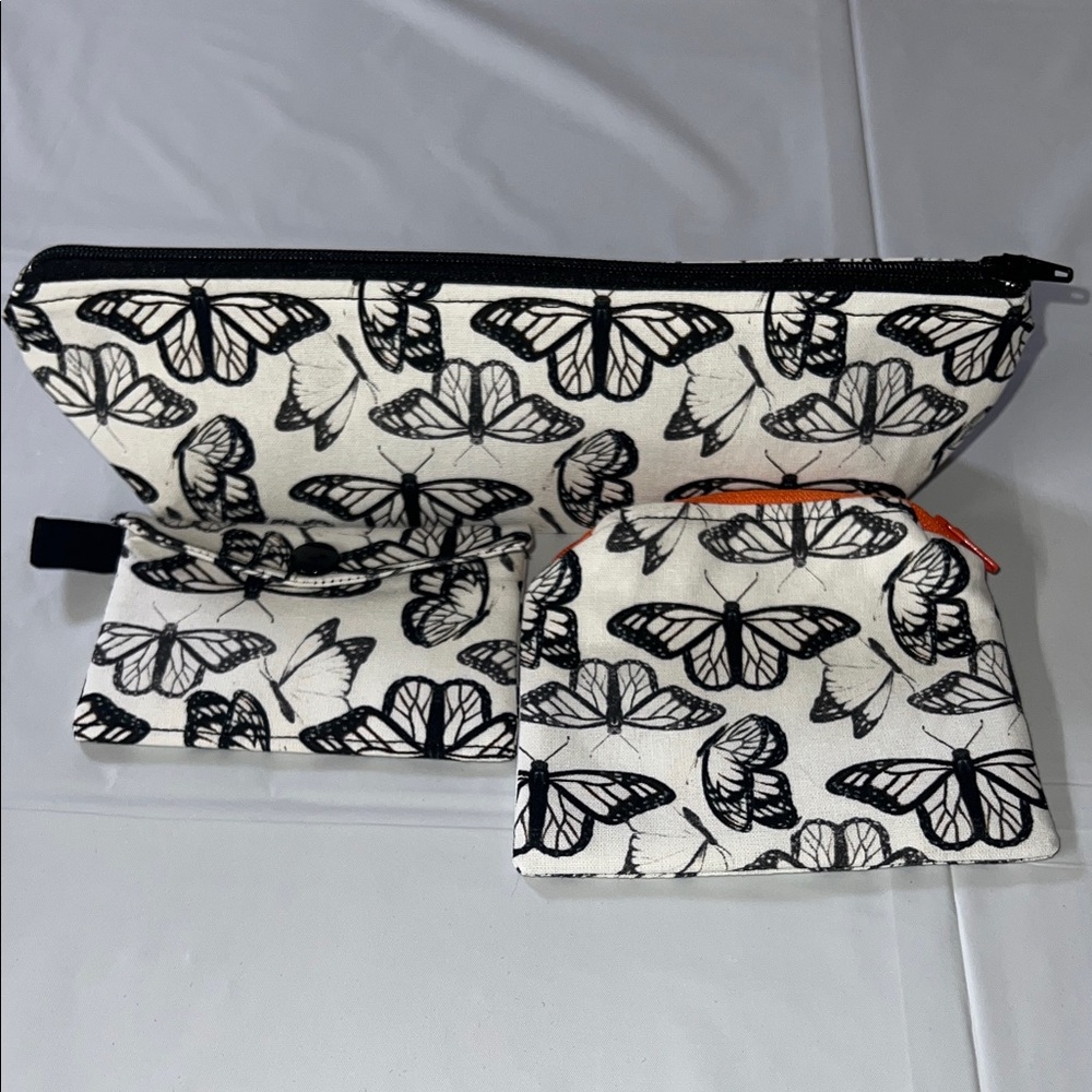 Butterfly Print Pouch Set